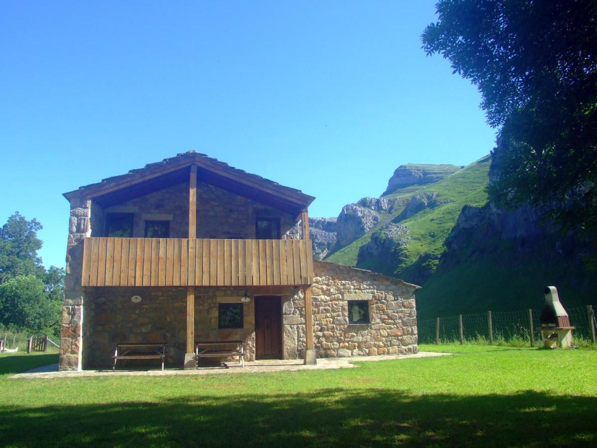 Las Hayucas San Roque de Ríomiera Exterior foto